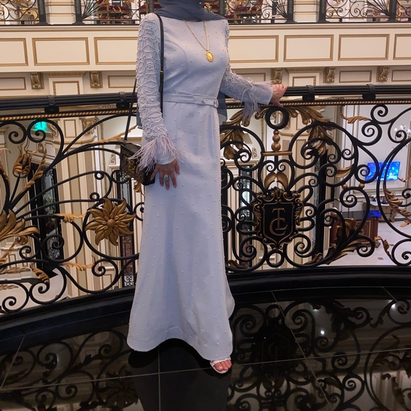 Evening Gown - Picture 3 of 5